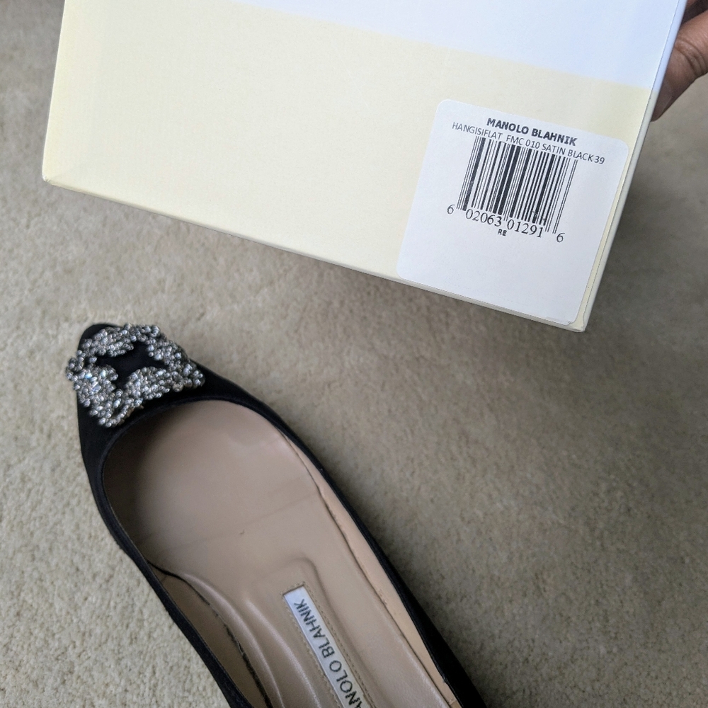 Manolo Blahnik HANGISIFLAT Black Satin Jewel Buckle Flat Pumps Size 39 - Picture 8 of 16